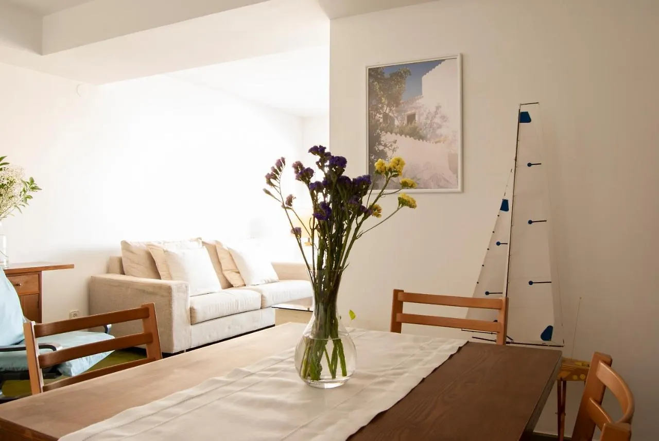 Apartment Near The Beach And Port Marina Of Premia Premiá de Mar إسبانيا