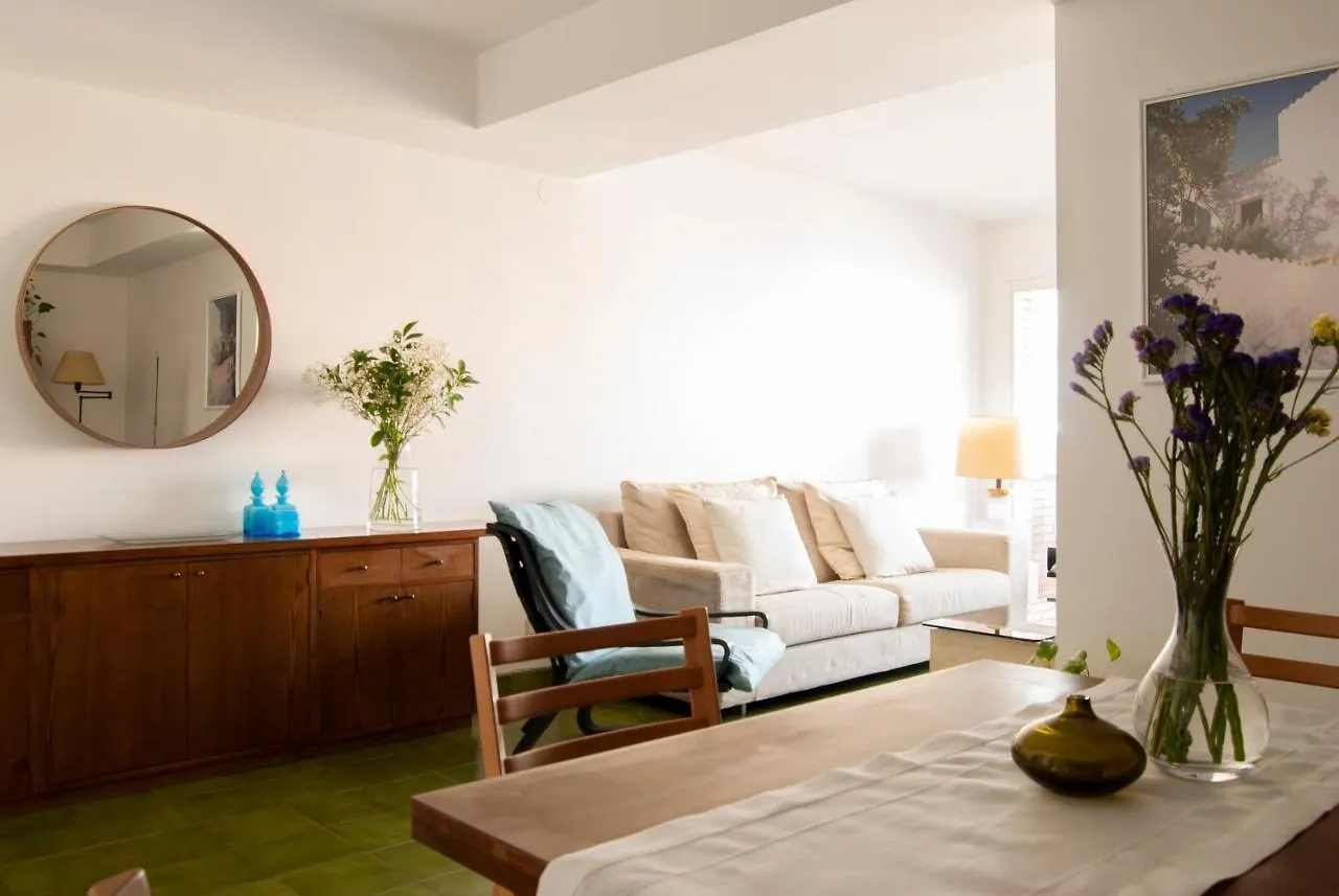 Apartment Near The Beach And Port Marina Of Premia Premiá de Mar إسبانيا